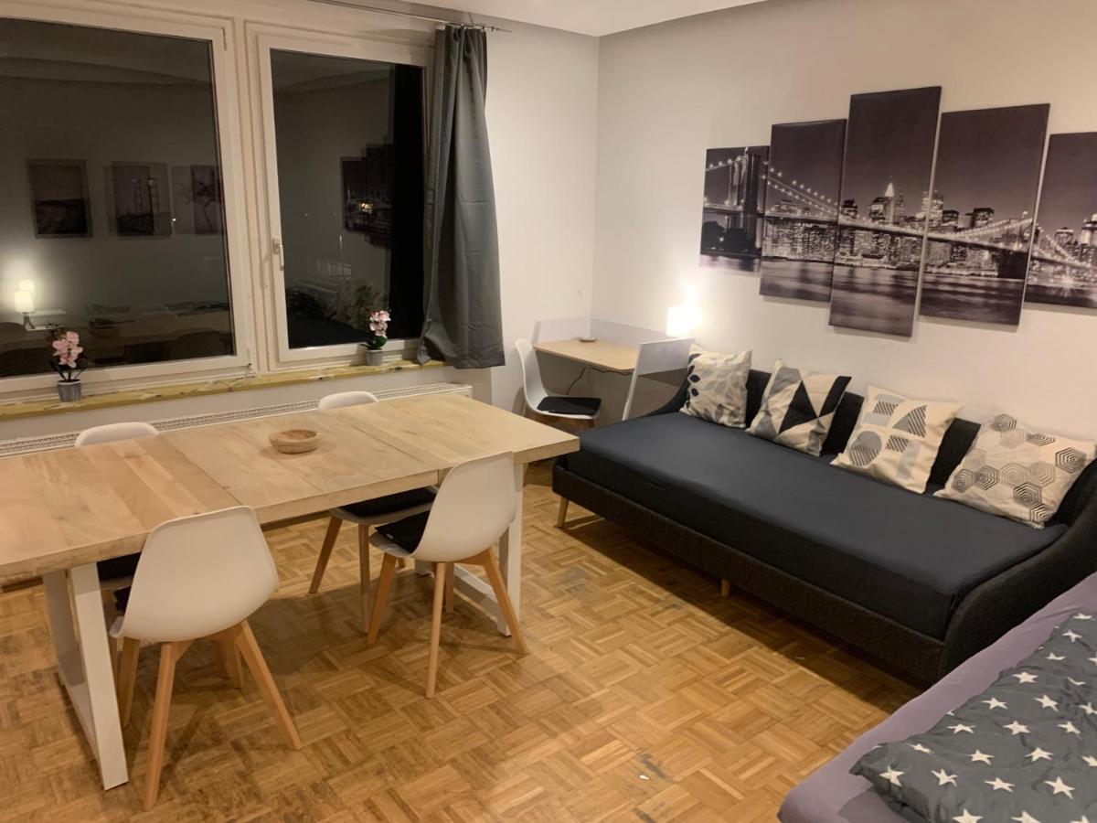 Mainpark Apartment 4 Schlafzimmer Bis Zu 10 Personen Direkt Ueber Aschaffapartment Bei Aschaffenburg Mainaschaff 外观 照片